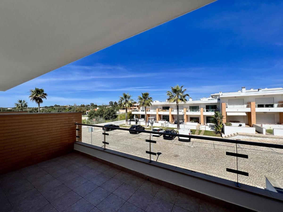 Albufeira Garden Villa With Pool By Homing Eksteriør billede